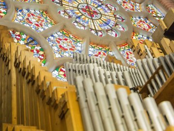 Herz Jesu Kirche Bregenz mit Orgel