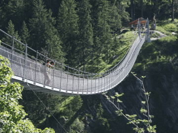 Holzgauer Hängebrücke im Lechtal