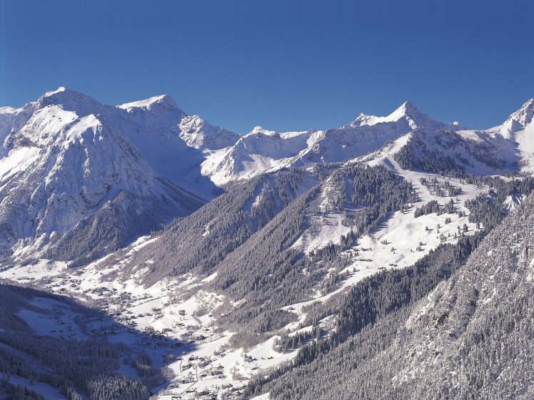 Brandnertal Skigebiet im Winter 
